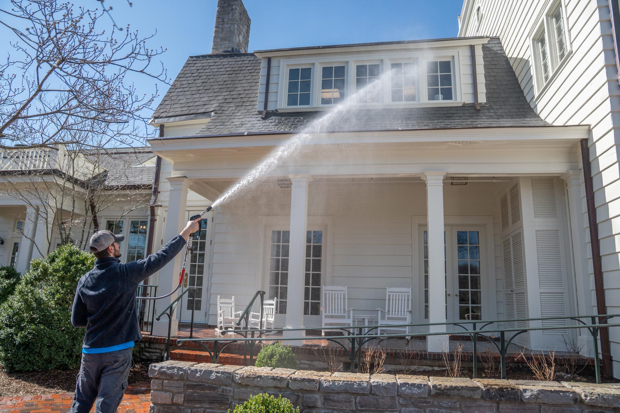 Power washing crew at work, Nashville TN